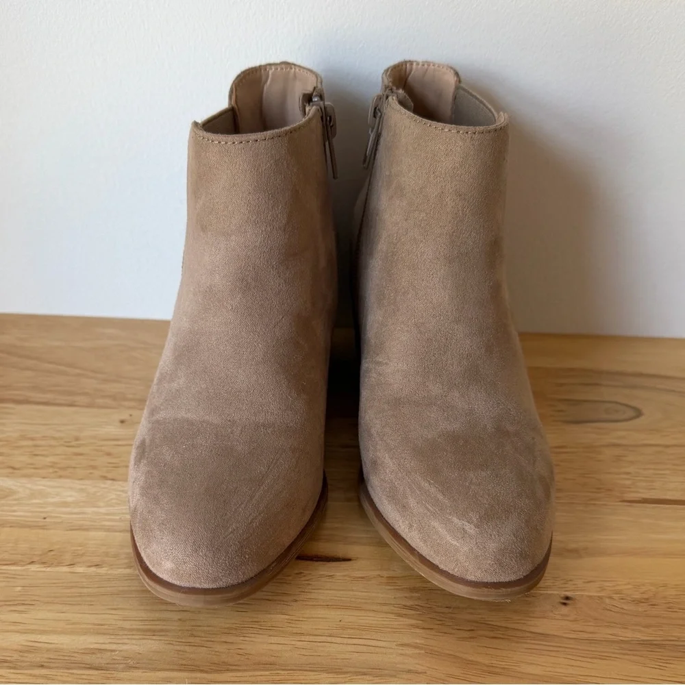 Girls boots / shoes, size 13